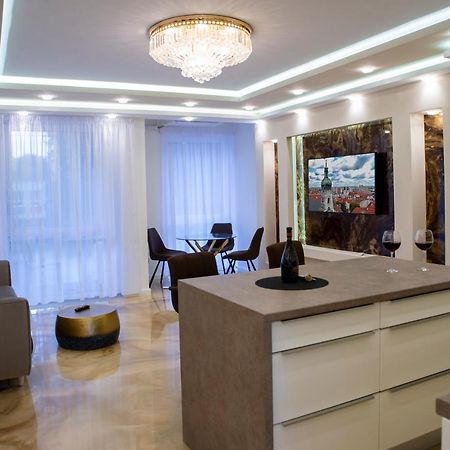 Dream Apartman 2 With Free Parking Дьёр Экстерьер фото
