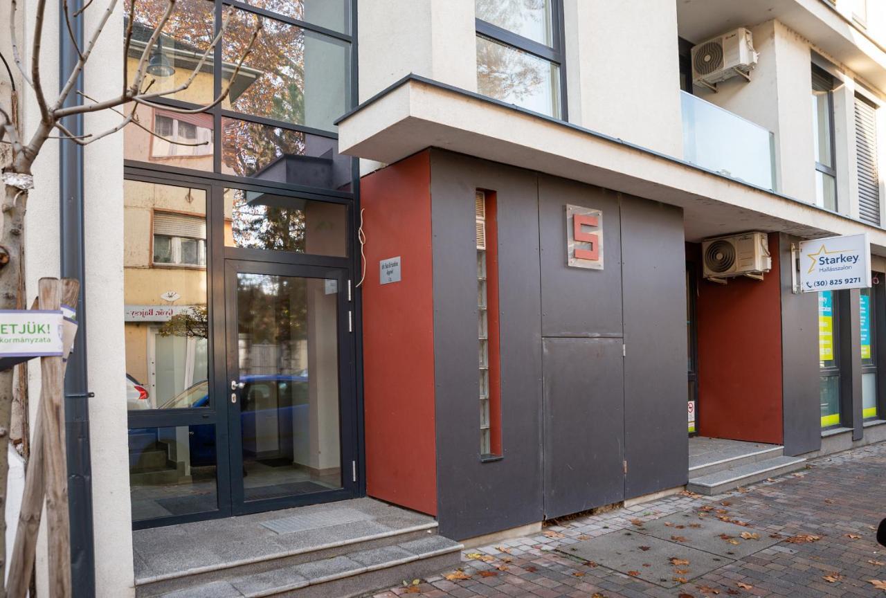 Dream Apartman 2 With Free Parking Дьёр Экстерьер фото